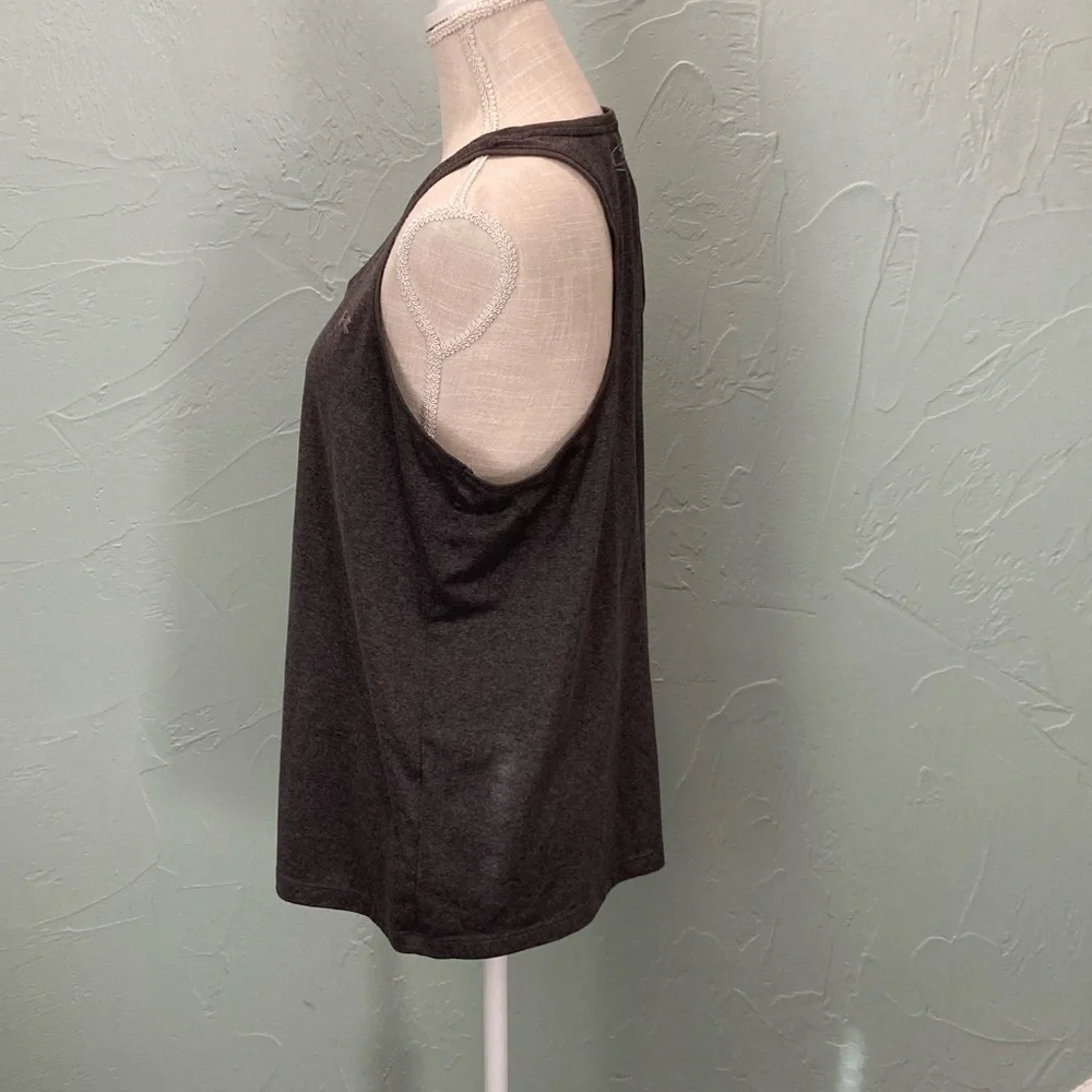 Under Armour
XL Grey Tank - Picture 3 of 8